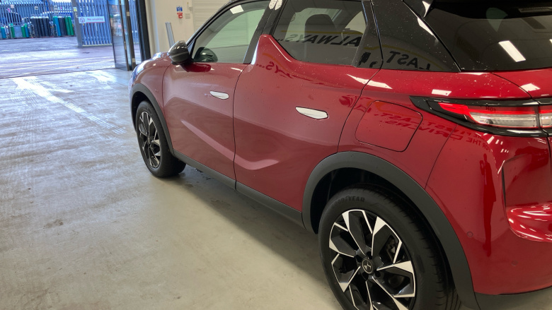 DS 3 1.2 PureTech 130 Opera 5dr EAT8 Petrol Hatchback